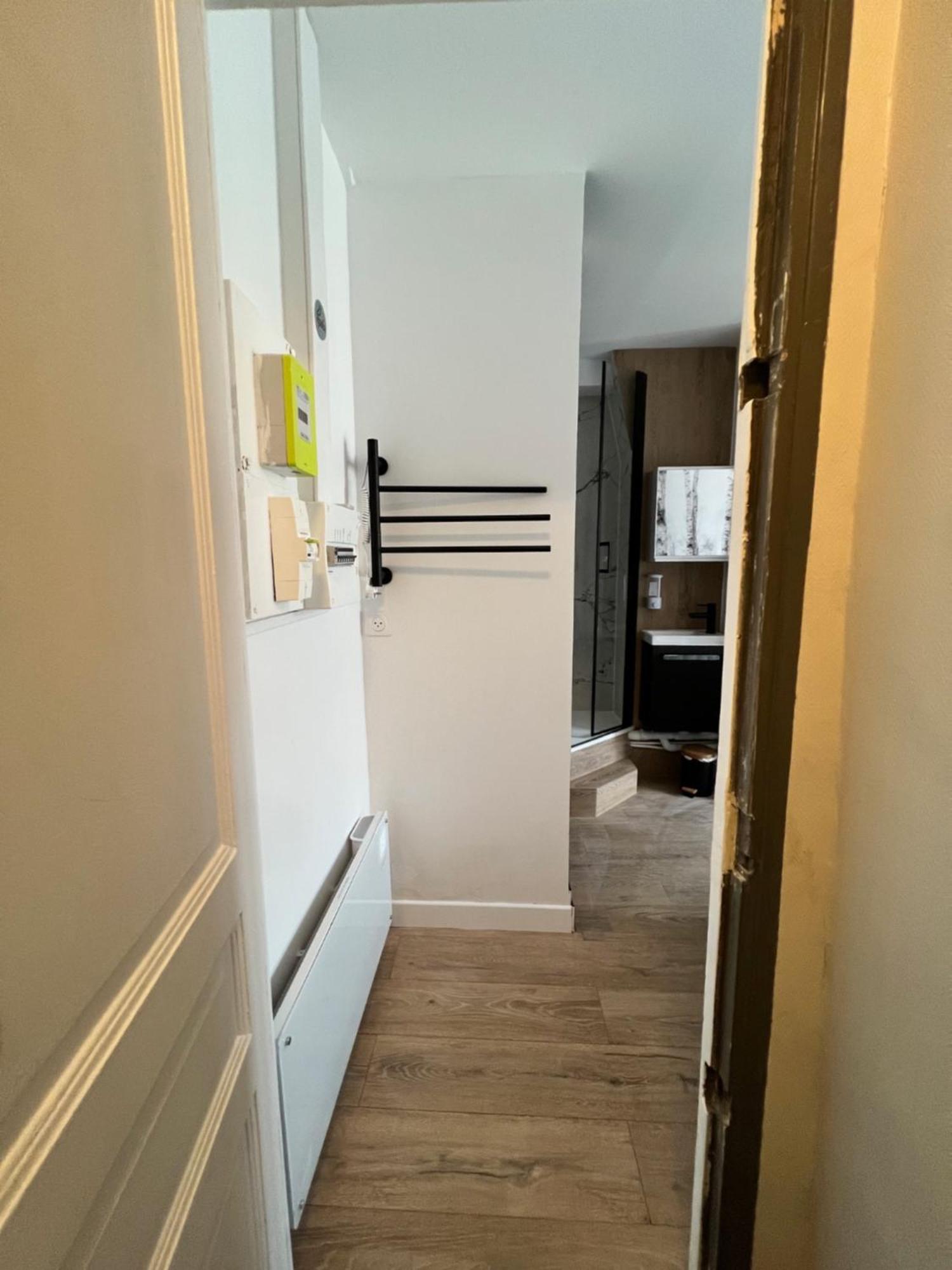 Batignolles, Montmartre Chambre 12M2 , Metro 13 Et 14 Paris Exterior photo