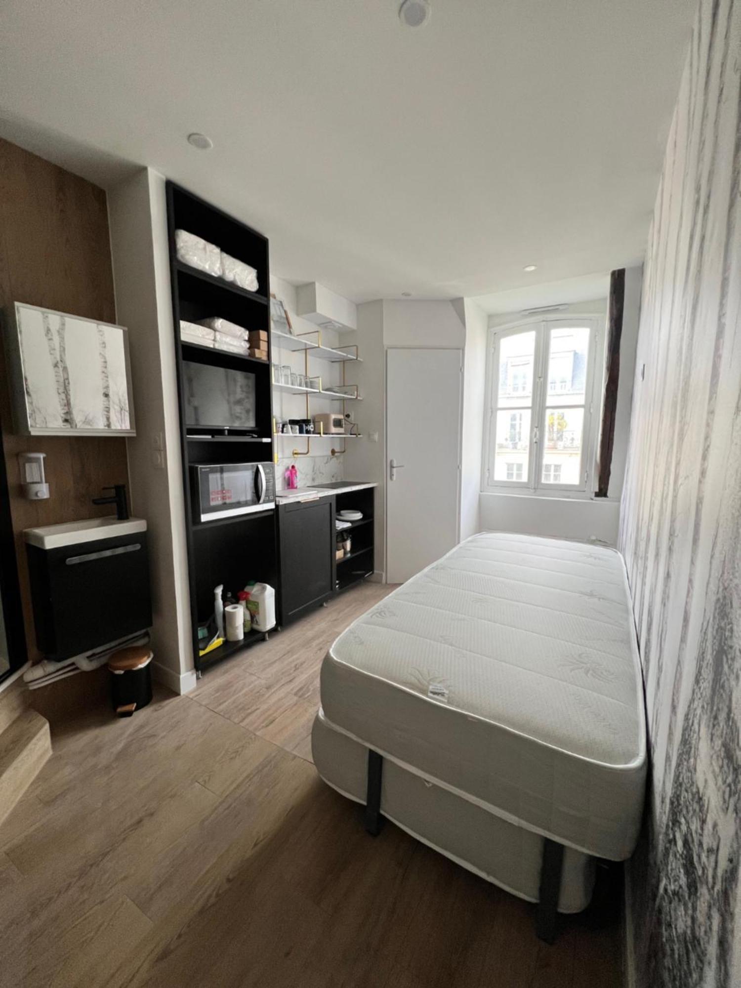 Batignolles, Montmartre Chambre 12M2 , Metro 13 Et 14 Paris Exterior photo