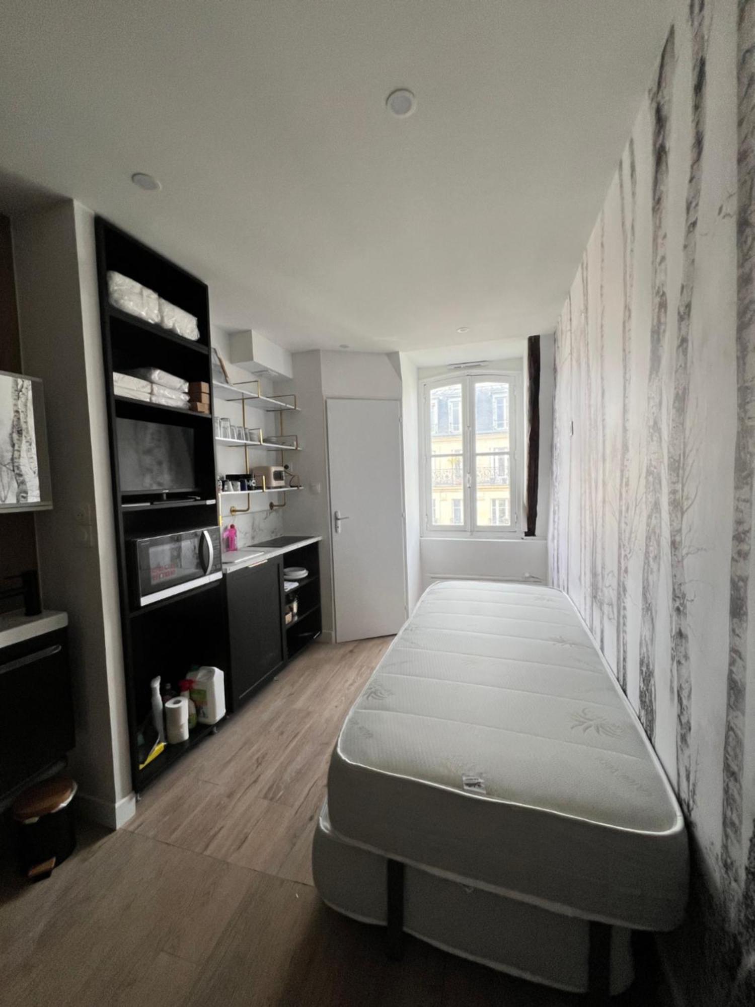 Batignolles, Montmartre Chambre 12M2 , Metro 13 Et 14 Paris Exterior photo