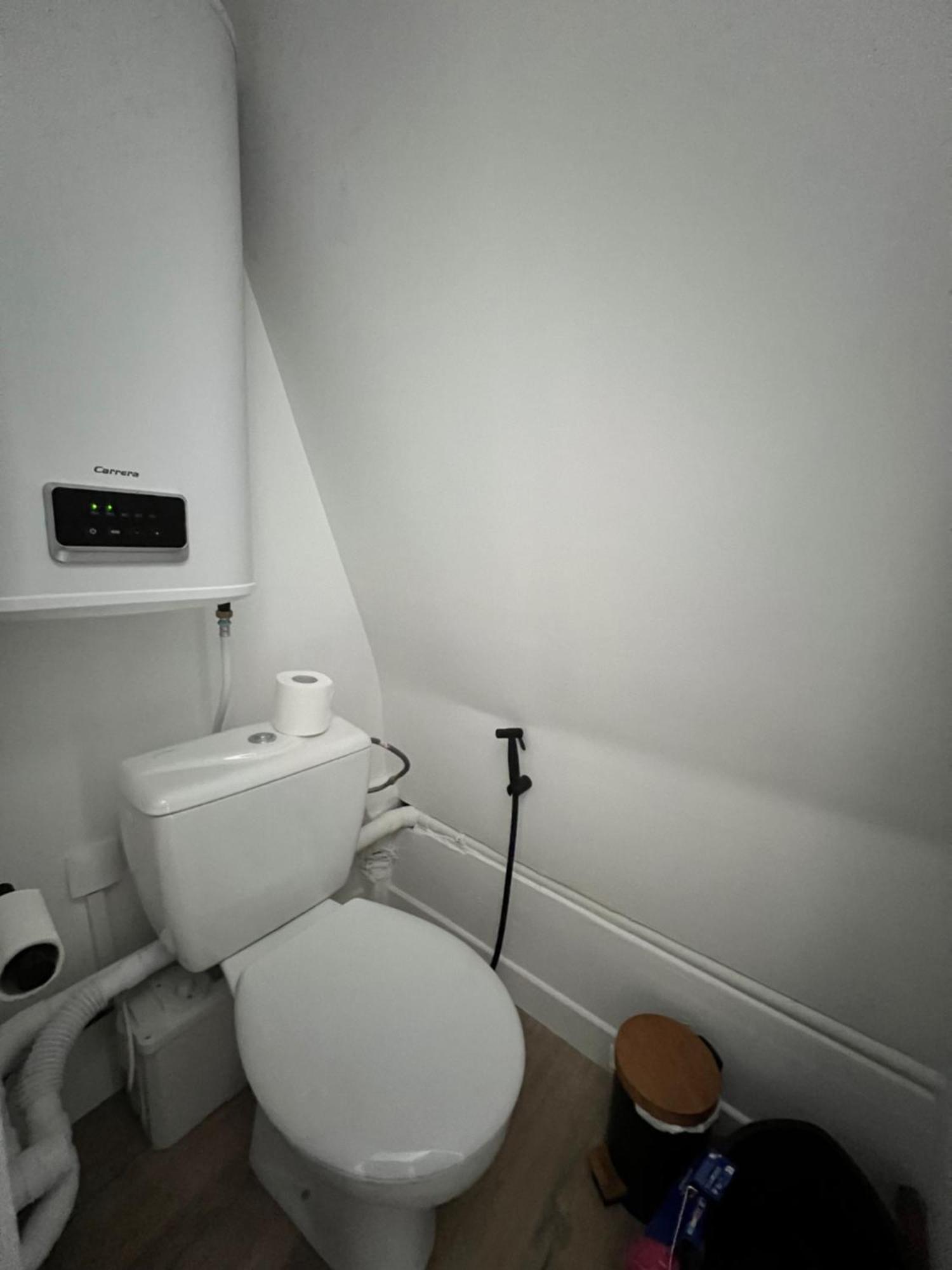 Batignolles, Montmartre Chambre 12M2 , Metro 13 Et 14 Paris Exterior photo